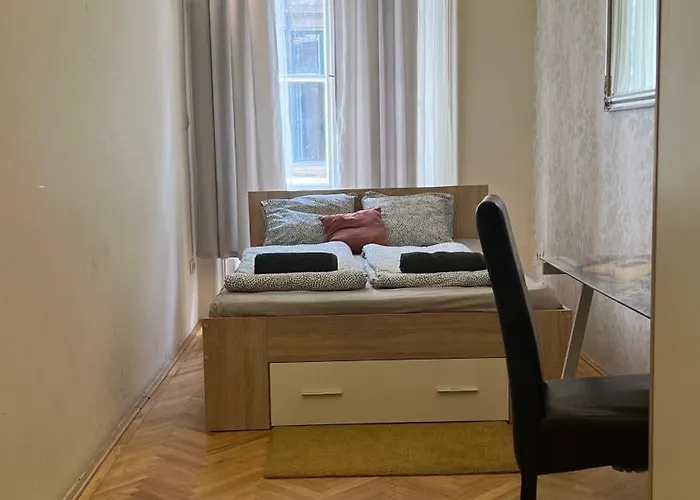 In Ferenciek Square Apartmán *